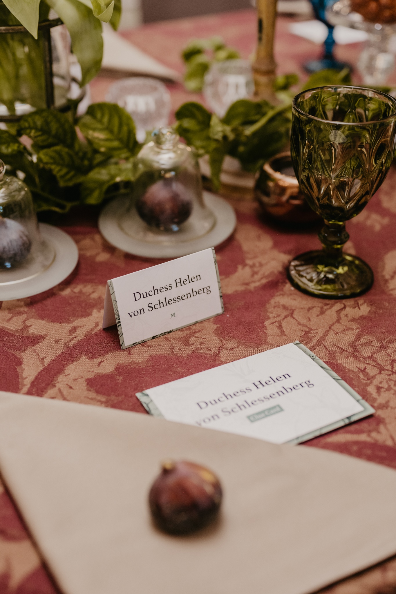 Foodie Murder Mystery Host Your Own Game Kit - 20 Guests - Image 4
